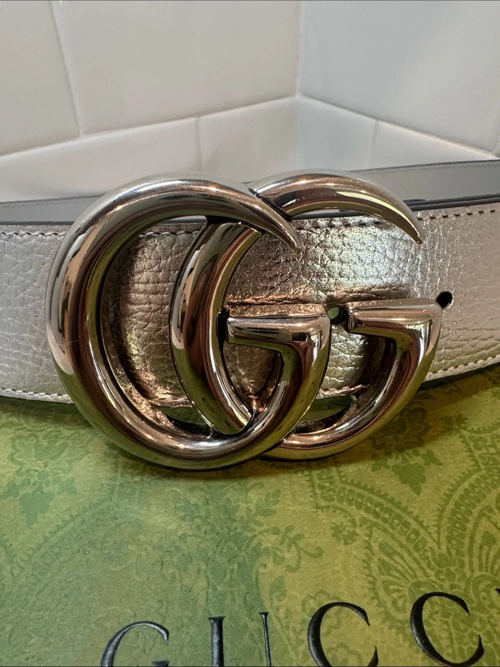 Gucci GG Marmot Wide Metallic Leather Belt - Picture 3 of 8